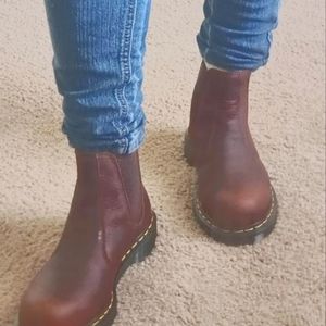 Steele toe boots size 6 dr Martens